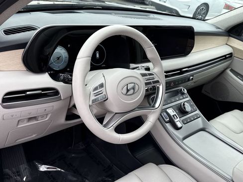 Used 2023 Hyundai Palisade Limited image 15
