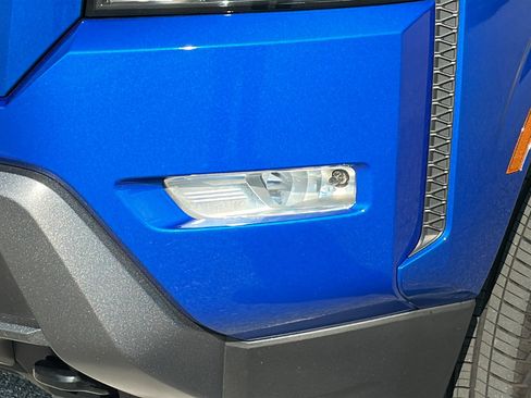 Certified 2024 Nissan Frontier SV w/ SV Convenience Package image 5