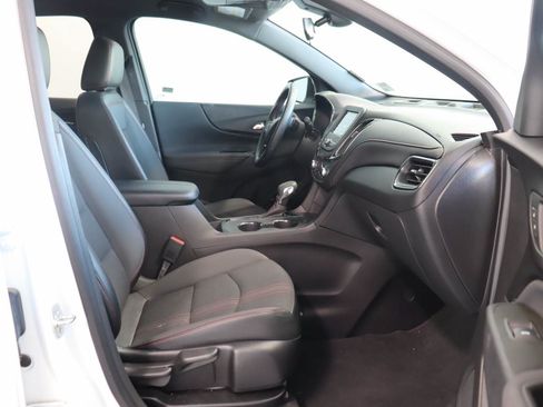 Certified 2024 Chevrolet Equinox RS FWD image 18