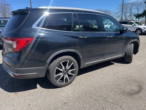 Used 2021 Honda Pilot Touring image 7
