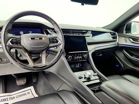 Used 2023 Jeep Grand Cherokee Overland w/ Adv Protech Group III image 13