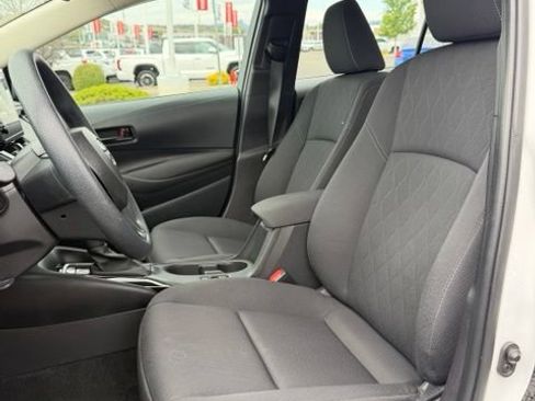Certified 2025 Toyota Corolla LE FWD image 15