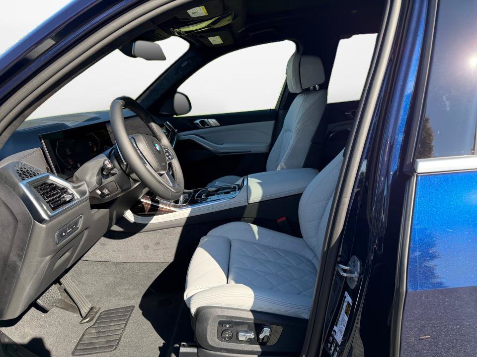 New 2027 BMW X7 xDrive40i AWD/4WD image 9