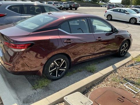 Used 2025 Nissan Sentra SV FWD image 7