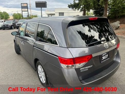 Used 2016 Honda Odyssey SE image 4