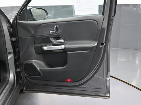 Used 2023 Mercedes-Benz EQB 250+ 250+ w/ Exclusive Package image 39