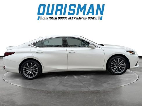 Used 2021 Lexus ES 250 w/ Premium Package image 7
