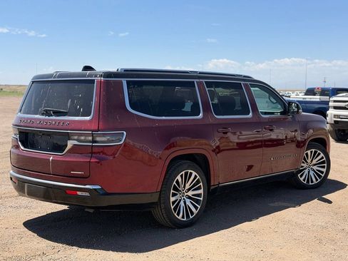 Used 2024 Jeep Grand Wagoneer L Series III AWD/4WD image 3