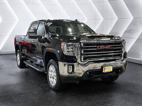 Used 2022 GMC Sierra 3500 SLT w/ X31 Off-Road Package image 8