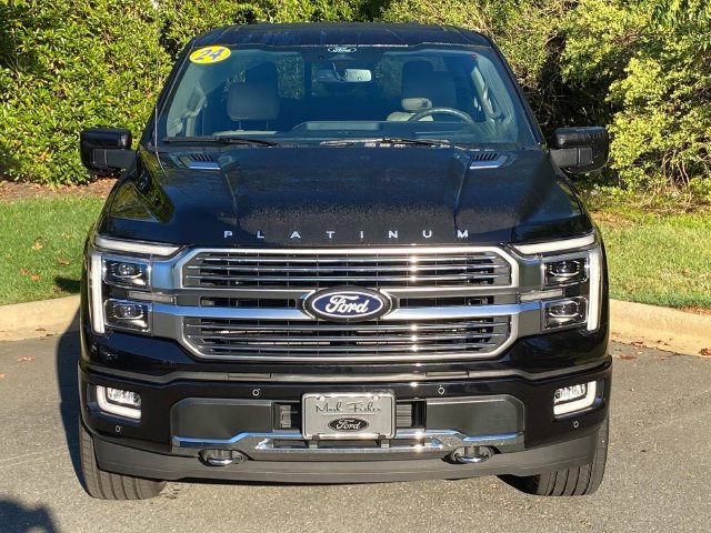 Used 2024 Ford F150 Platinum w/ Equipment Group 703A Plus AWD/4WD image 2