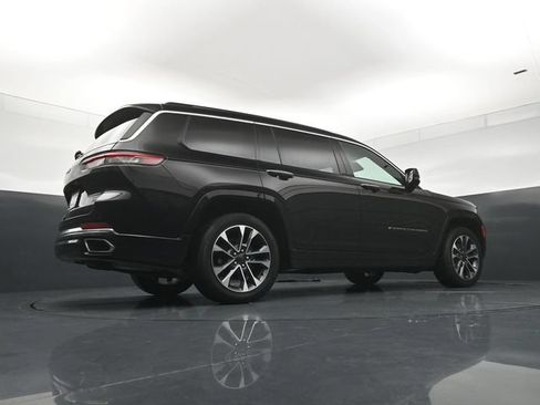 Used 2023 Jeep Grand Cherokee L Overland AWD/4WD image 24
