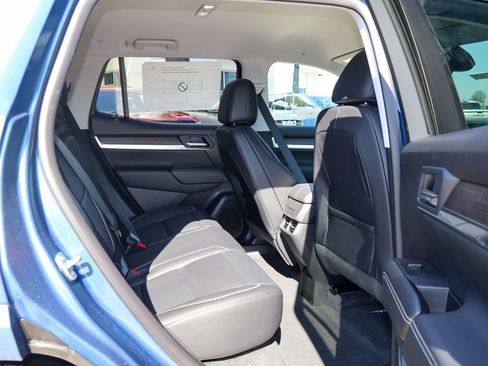 New 2026 GMC Terrain Denali w/ LPO, Floor Liner Package image 34