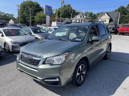 Used 2017 Subaru Forester 2.5i Premium w/ All-Weather Package AWD/4WD image 1