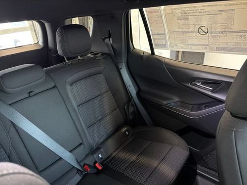 New 2027 Chevrolet Equinox LT AWD/4WD image 26