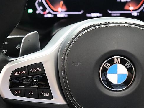 Used 2019 BMW X5 xDrive50i w/ M Sport Package AWD/4WD image 51