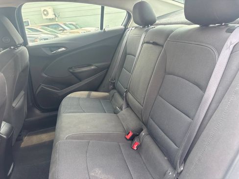 Used 2016 Chevrolet Cruze LT w/ Convenience Package FWD image 11