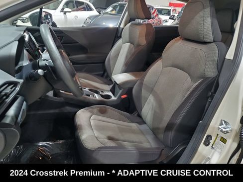 Used 2024 Subaru Crosstrek 2.0i Premium AWD/4WD image 6