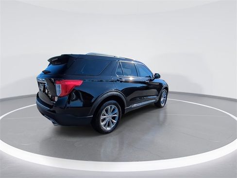 Used 2023 Ford Explorer Limited w/ Equipment Group 301A image 8