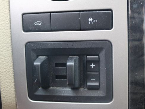 Used 2017 Ford Expedition Limited w/ Equipment Group 301A image 33