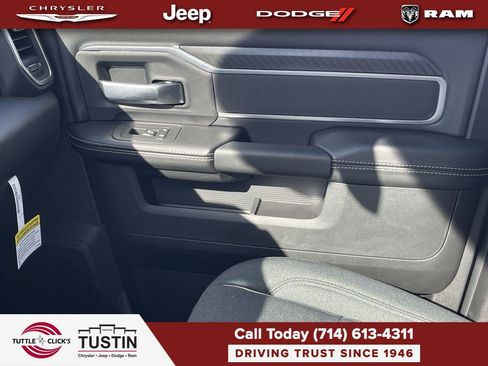 New 2026 RAM 2500 Big Horn AWD/4WD image 21