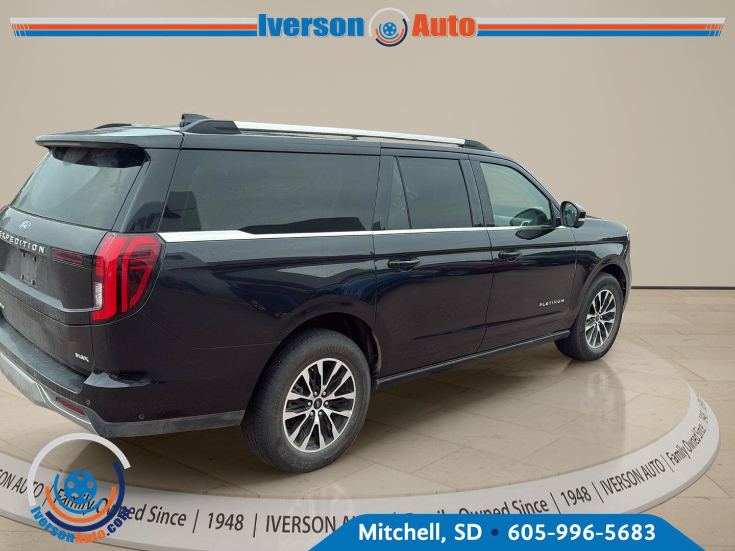 Used 2025 Ford Expedition Max Platinum AWD/4WD image 5
