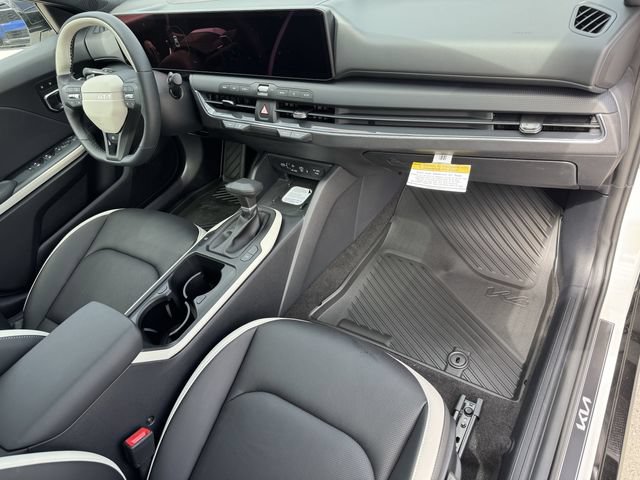 New 2026 Kia K4 GT-Line w/ GT-Line Premium Package FWD image 15