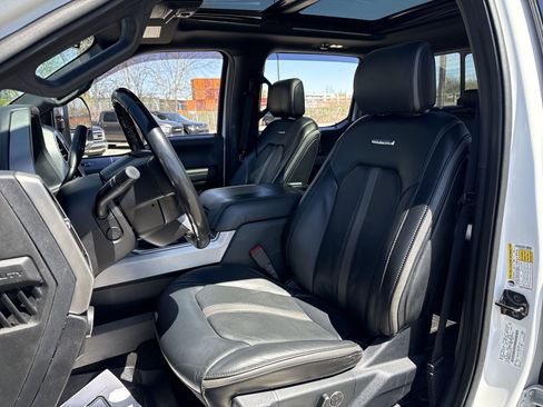 Used 2020 Ford F350 Platinum w/ FX4 Off-Road Package AWD/4WD image 22