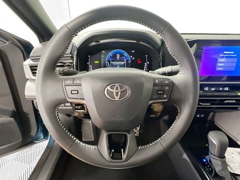 New 2026 Toyota Camry SE image 19