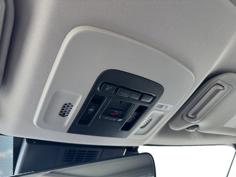 New 2026 Toyota Camry XLE AWD/4WD image 19