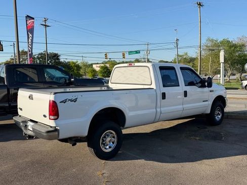 Used 2002 Ford F350 Lariat image 2