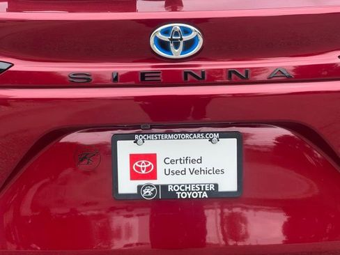 Certified 2022 Toyota Sienna XSE w/ XSE Plus Package AWD/4WD image 47