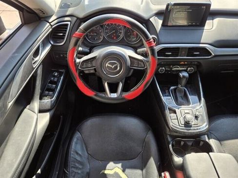 Used 2017 MAZDA CX-9 Touring image 8