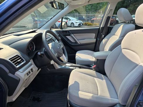 Used 2017 Subaru Forester 2.5i Premium w/ Popular Package #2A AWD/4WD image 8