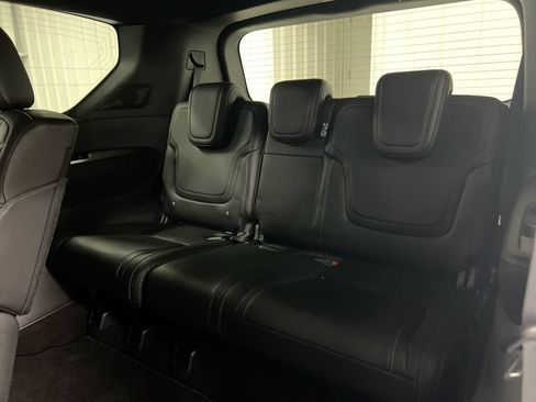 Used 2025 Nissan Armada PRO-4X AWD/4WD image 24