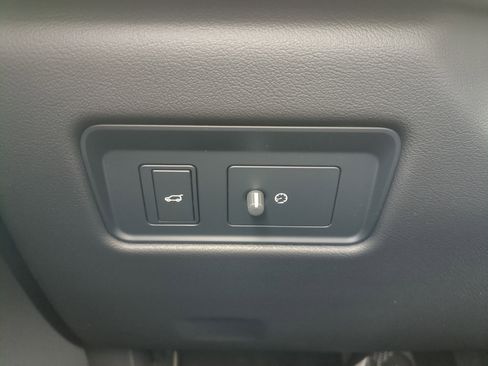 New 2026 Jaguar F-PACE R-Dynamic S image 28