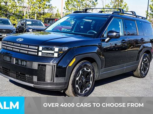 Used 2025 Hyundai Santa Fe SEL image 2