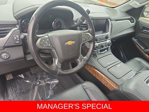 Used 2020 Chevrolet Tahoe Premier AWD/4WD image 16