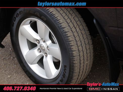 Used 2021 RAM 1500 Express w/ Wheel & Sound Group AWD/4WD image 23