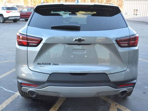 Used 2023 Chevrolet Blazer LT w/ Convenience Package image 4
