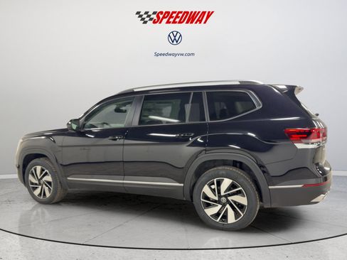 New 2026 Volkswagen Atlas SEL AWD/4WD image 8