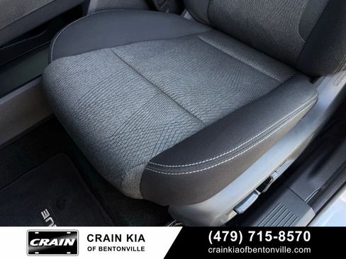 Used 2024 Nissan Rogue SV image 25