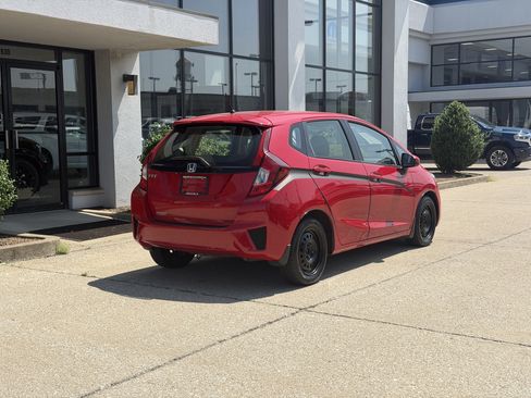 Used 2017 Honda Fit LX image 4