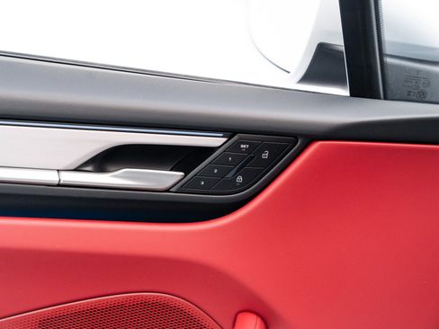 New 2025 Porsche Macan 4S Electric image 25