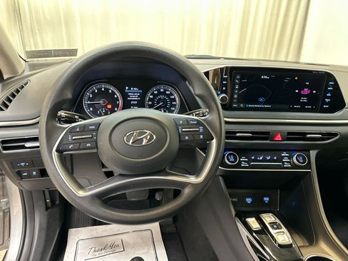Used 2023 Hyundai Sonata SEL FWD image 19