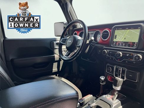 Used 2022 Jeep Wrangler Unlimited Rubicon AWD/4WD image 30
