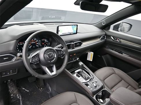 New 2025 MAZDA CX-5 Signature image 9