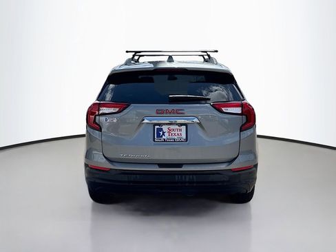 Used 2023 GMC Terrain SLE w/ Driver Convenience Package image 6