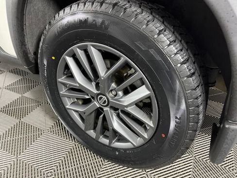 Used 2021 Nissan Rogue S FWD image 14