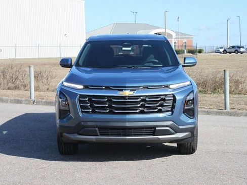 New 2026 Chevrolet Equinox LT image 3