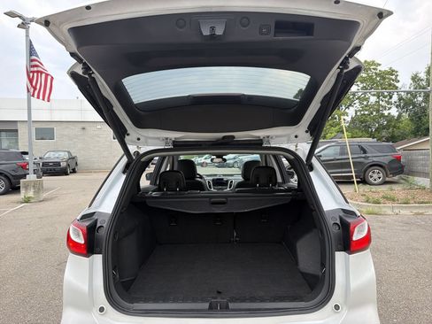 Used 2020 Chevrolet Equinox Premier AWD/4WD image 37